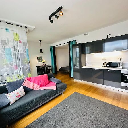 Apartments In Panorama City On 25Th Floor - Amazing View Close To Old Town Bratislava Eksteriør bilde