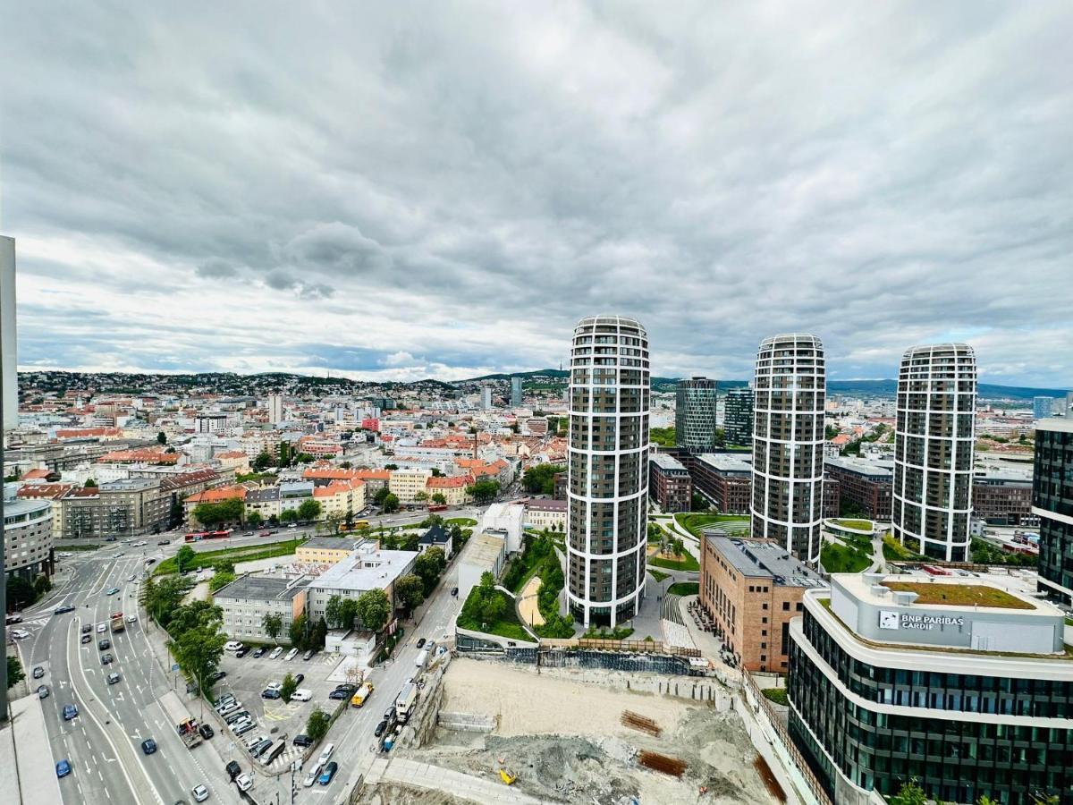 Apartments In Panorama City On 25Th Floor - Amazing View Close To Old Town Bratislava Eksteriør bilde